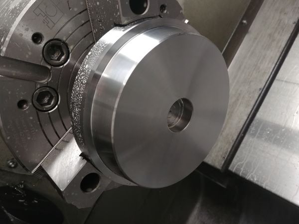 Machining Moulds / Molds on a CNC Lathe / Mill