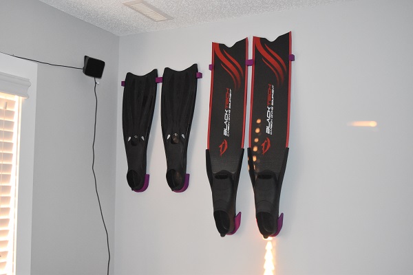 3D Printed Diving Fin Wall Mounts