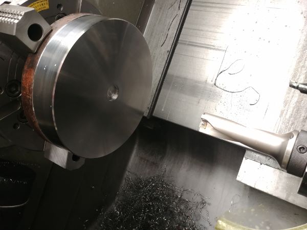 Machining Moulds / Molds on a CNC Lathe / Mill