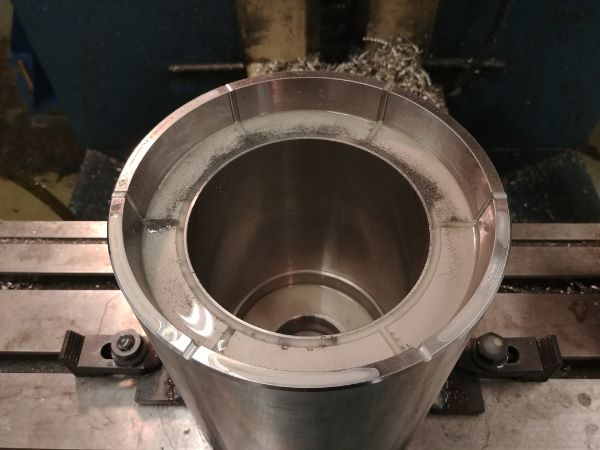 Machining Moulds / Molds on a CNC Lathe / Mill