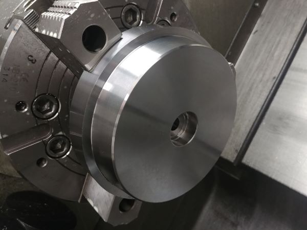 Machining Moulds / Molds on a CNC Lathe / Mill