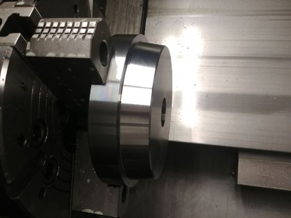 Machining Moulds / Molds on a CNC Lathe / Mill