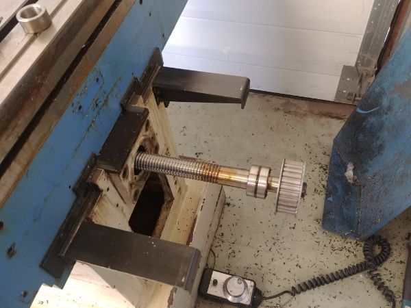 CNC Milling Machine Refurb