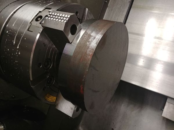 Machining Moulds / Molds on a CNC Lathe / Mill