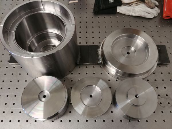 Machining Moulds / Molds on a CNC Lathe / Mill