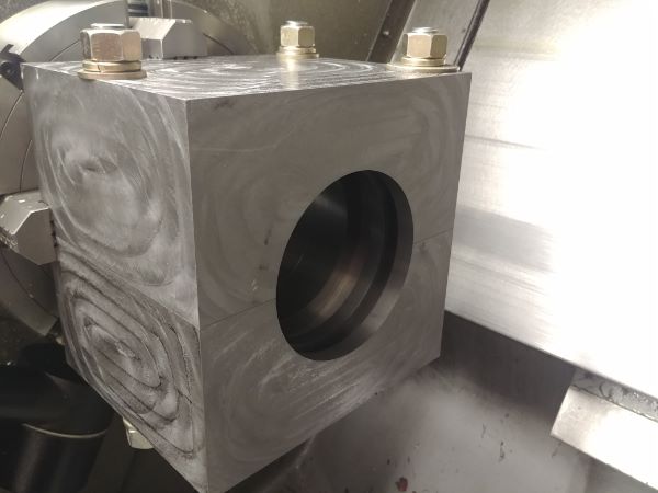 Machining Moulds / Molds on a CNC Lathe / Mill