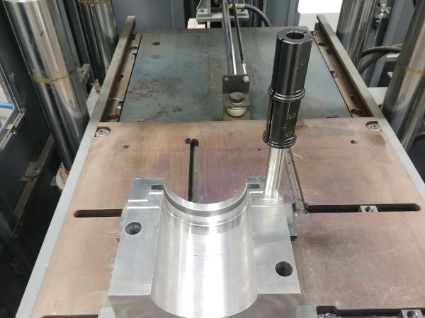 Machining Moulds / Molds on a CNC Lathe / Mill