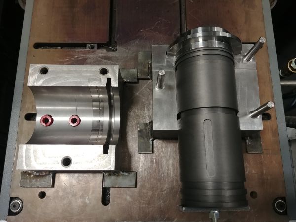 Machining Moulds / Molds on a CNC Lathe / Mill