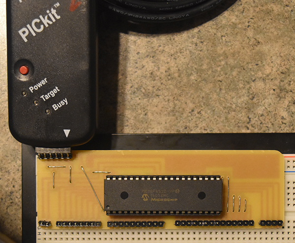 PicKit 2 Programmer and 18F4520