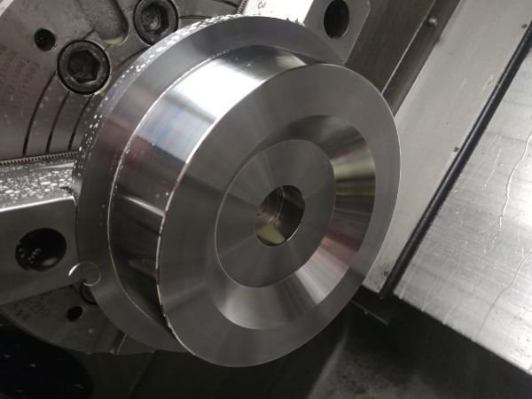 Machining Moulds / Molds on a CNC Lathe / Mill