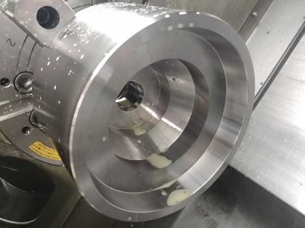 Machining Moulds / Molds on a CNC Lathe / Mill