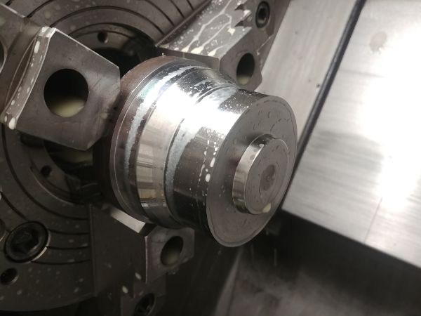 Machining Moulds / Molds on a CNC Lathe / Mill