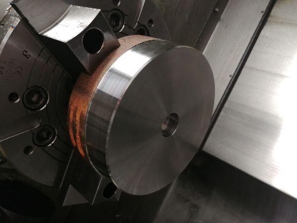 Machining Moulds / Molds on a CNC Lathe / Mill