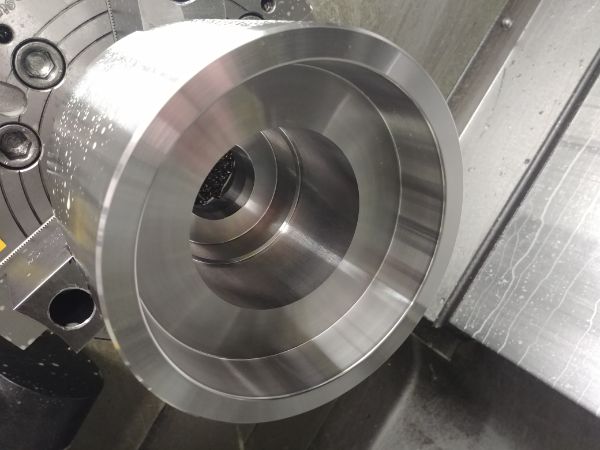 Machining Moulds / Molds on a CNC Lathe / Mill