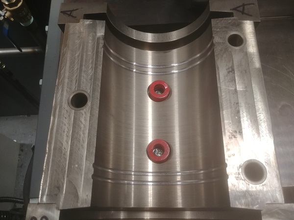 Machining Moulds / Molds on a CNC Lathe / Mill