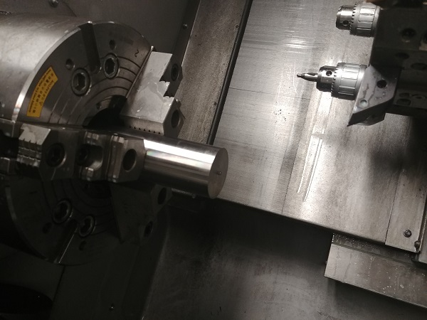 Machining Moulds / Molds on a CNC Lathe / Mill