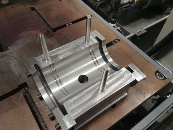 Machining Moulds / Molds on a CNC Lathe / Mill