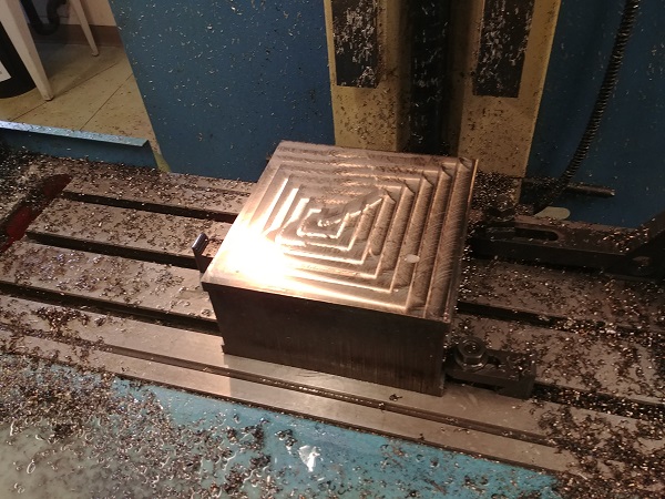 Machining Moulds / Molds on a CNC Lathe / Mill