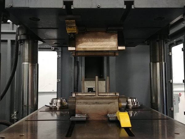 Machining Moulds / Molds on a CNC Lathe / Mill