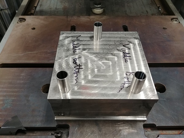 Machining Moulds / Molds on a CNC Lathe / Mill