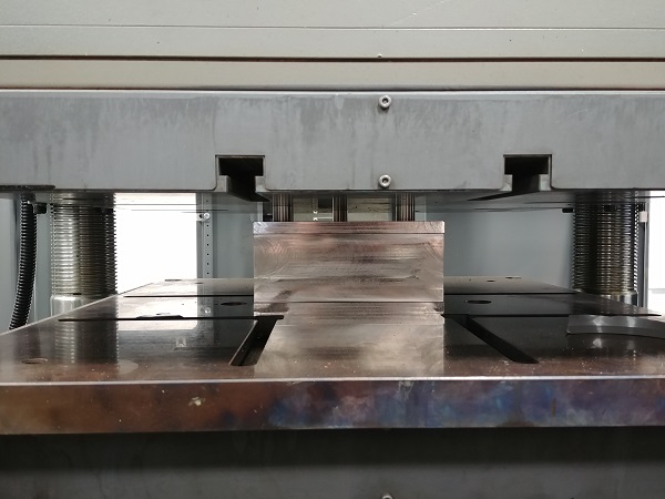 Machining Moulds / Molds on a CNC Lathe / Mill