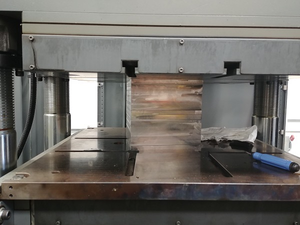 Machining Moulds / Molds on a CNC Lathe / Mill