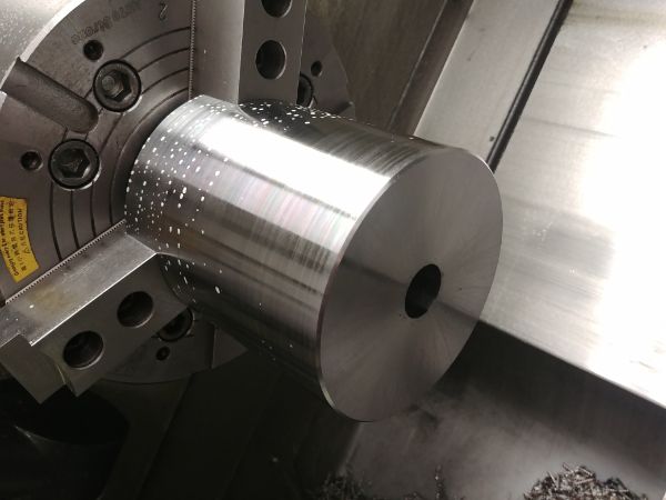 Machining Moulds / Molds on a CNC Lathe / Mill