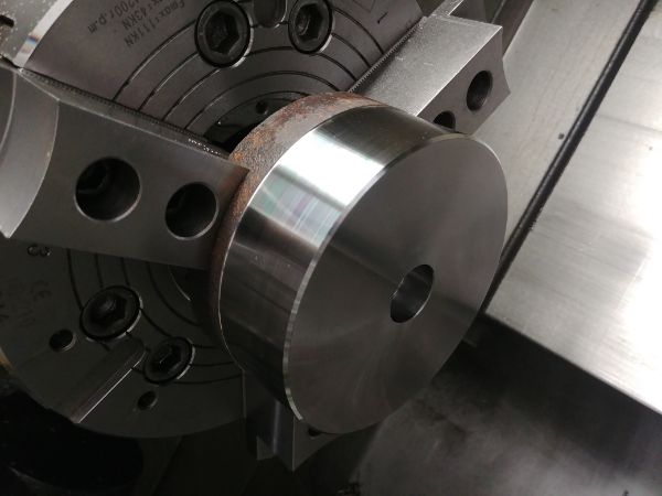 Machining Moulds / Molds on a CNC Lathe / Mill