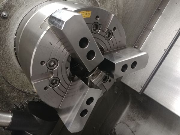 Machining Moulds / Molds on a CNC Lathe / Mill