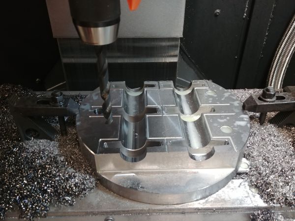 Machining Moulds / Molds on a CNC Lathe / Mill