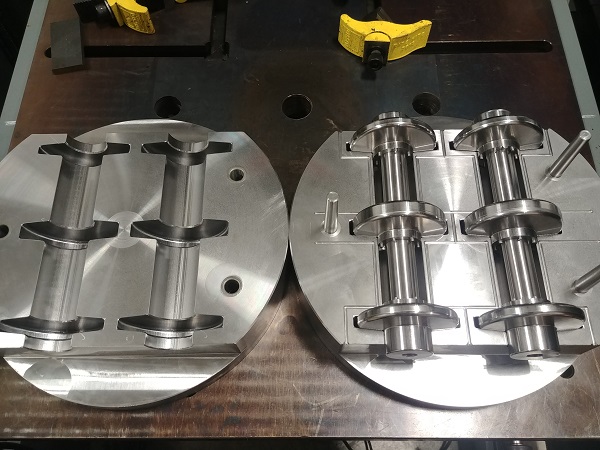 Machining Moulds / Molds on a CNC Lathe / Mill