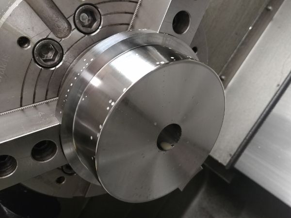 Machining Moulds / Molds on a CNC Lathe / Mill