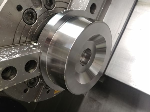 Machining Moulds / Molds on a CNC Lathe / Mill