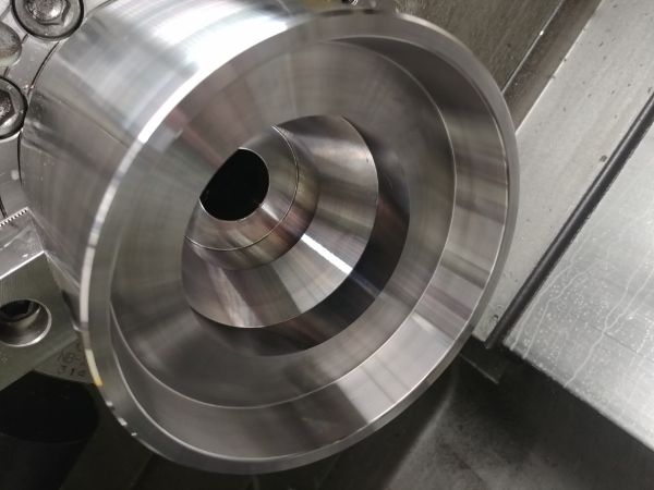 Machining Moulds / Molds on a CNC Lathe / Mill