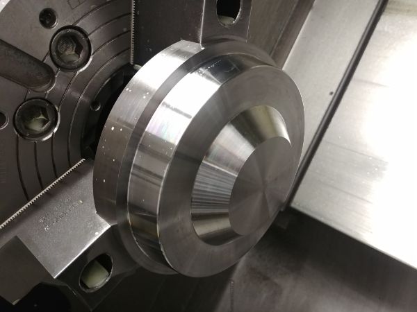 Machining Moulds / Molds on a CNC Lathe / Mill