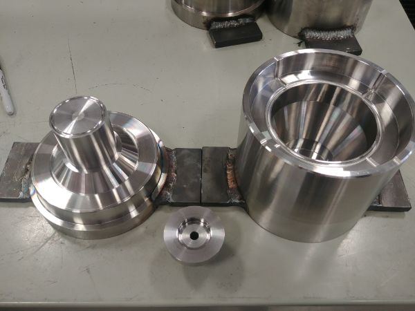 Machining Moulds / Molds on a CNC Lathe / Mill