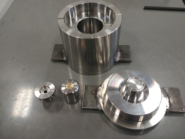 Machining Moulds / Molds on a CNC Lathe / Mill