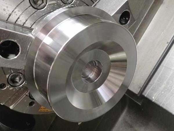 Machining Moulds / Molds on a CNC Lathe / Mill