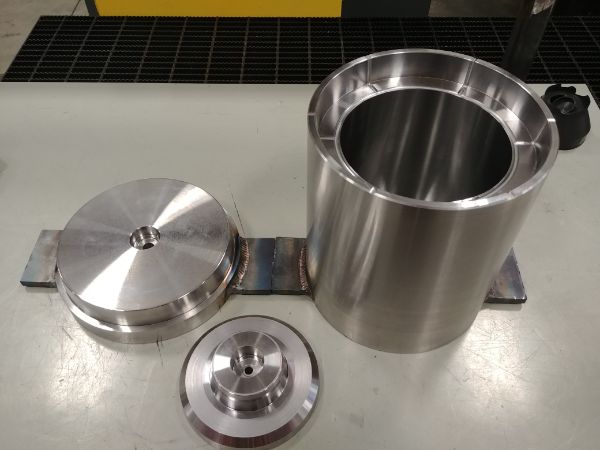 Machining Moulds / Molds on a CNC Lathe / Mill