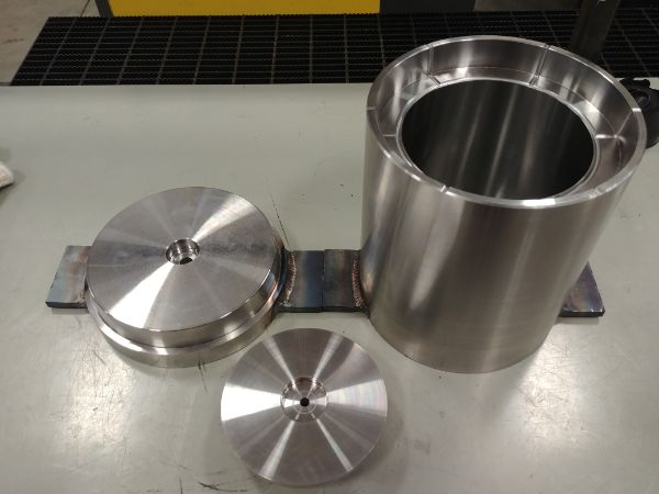 Machining Moulds / Molds on a CNC Lathe / Mill