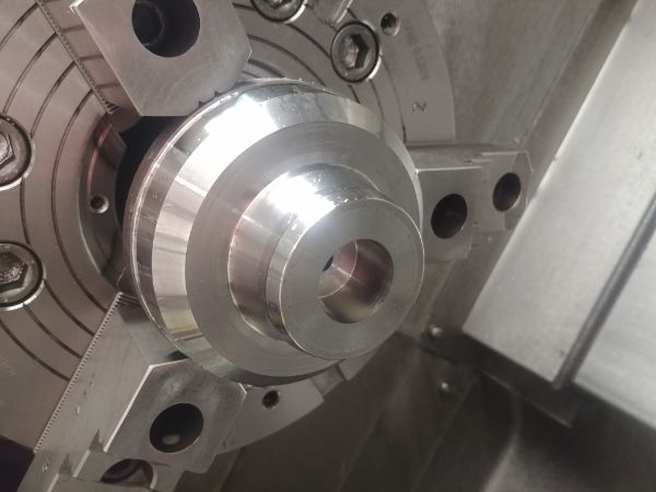 Machining Moulds / Molds on a CNC Lathe / Mill