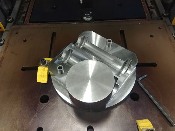 Machining Moulds / Molds on a CNC Lathe / Mill