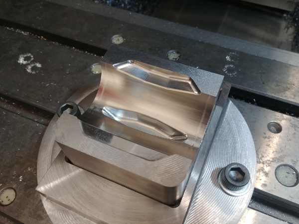 Machining Moulds / Molds on a CNC Lathe / Mill