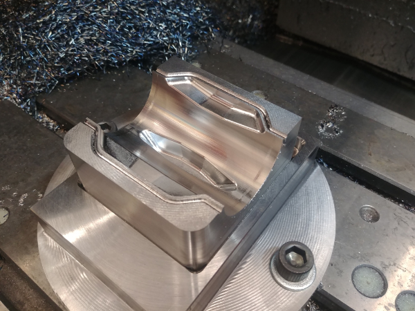 Machining Moulds / Molds on a CNC Lathe / Mill