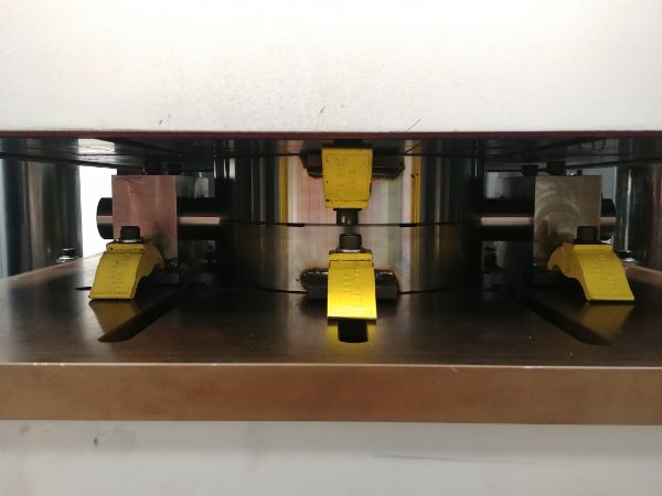 Machining Moulds / Molds on a CNC Lathe / Mill