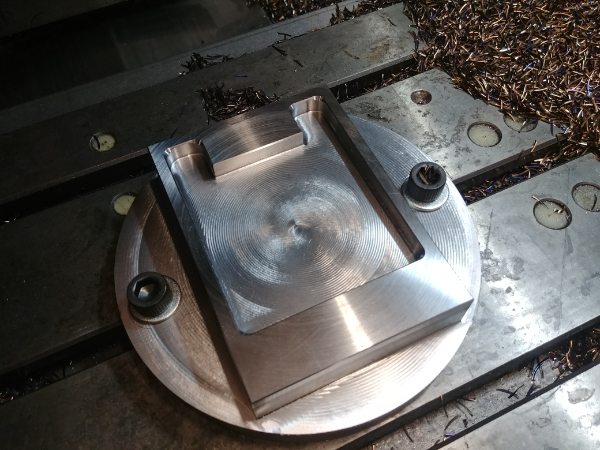 Machining Moulds / Molds on a CNC Lathe / Mill