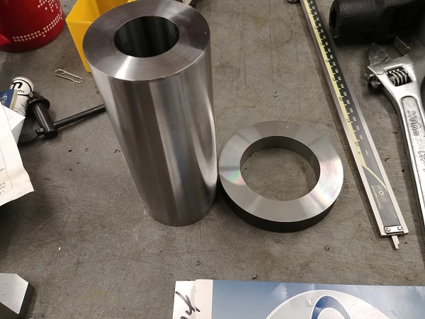 Billet Connecting Rods and Pistons