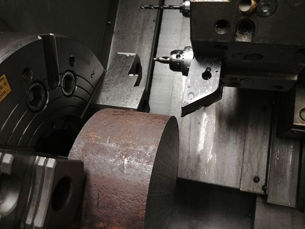 Machining Moulds / Molds on a CNC Lathe / Mill