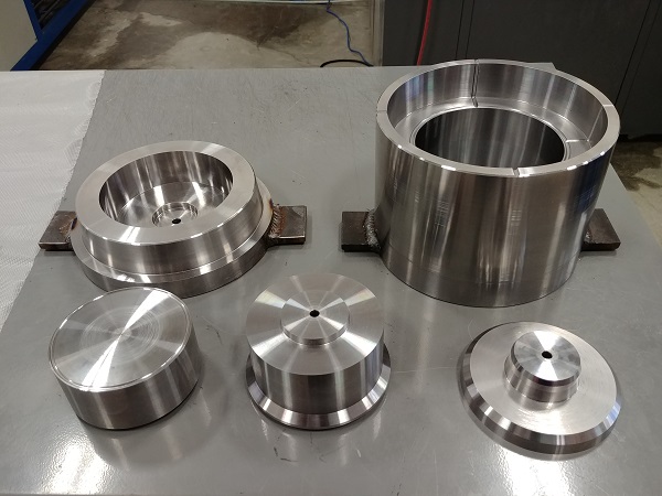 Machining Moulds / Molds on a CNC Lathe / Mill