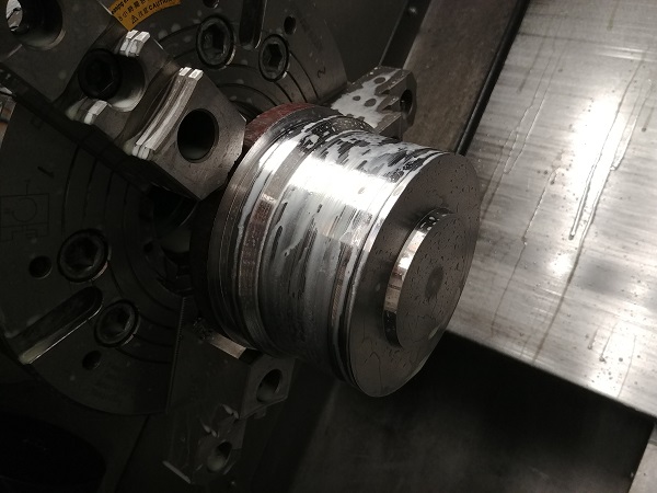 Machining Moulds / Molds on a CNC Lathe / Mill